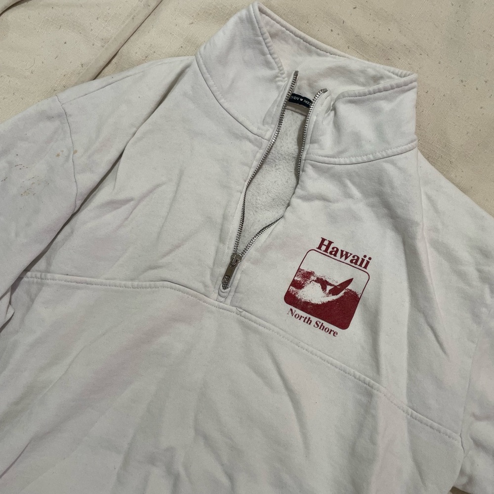 Brandy Melville pullover - North shore Hawaii edition